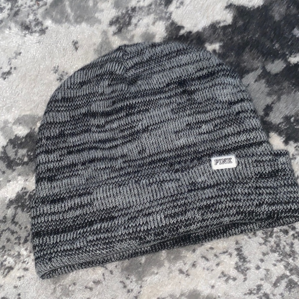 PINK Victoria secret gray knit fold over/slouchy winter beanie